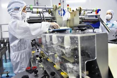 看南靖“老先生”走出電商新路子 電子商務技術服務煥發(fā)傳統(tǒng)產(chǎn)業(yè)新活力